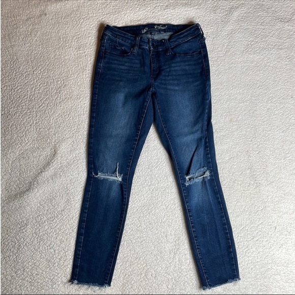 Universal thread Skinny Denim Jeans Raw Hem Distressed Dark busted knees - Picture 9 of 10